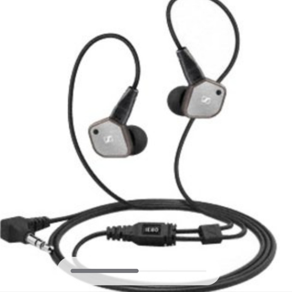 Sennheiser earbud  model IE80